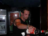 barman1.jpg (37324 byte)