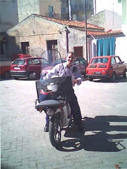 artista1_640.jpg (89577 byte)